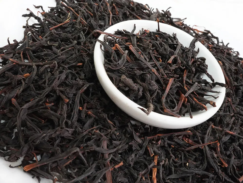 angle view of taiwan ruby black tea